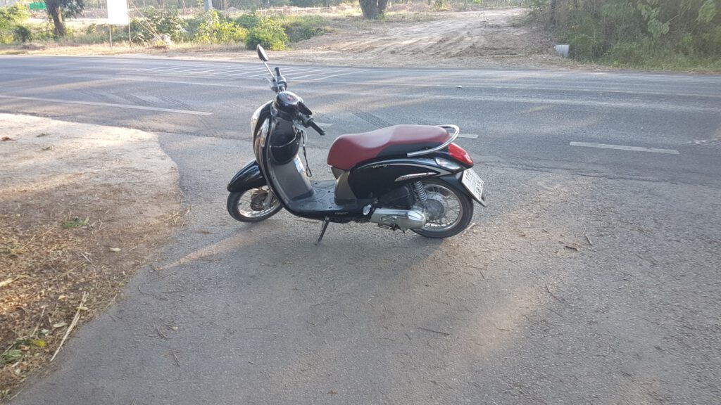 Travel Tips Transportation Scooter Thailand